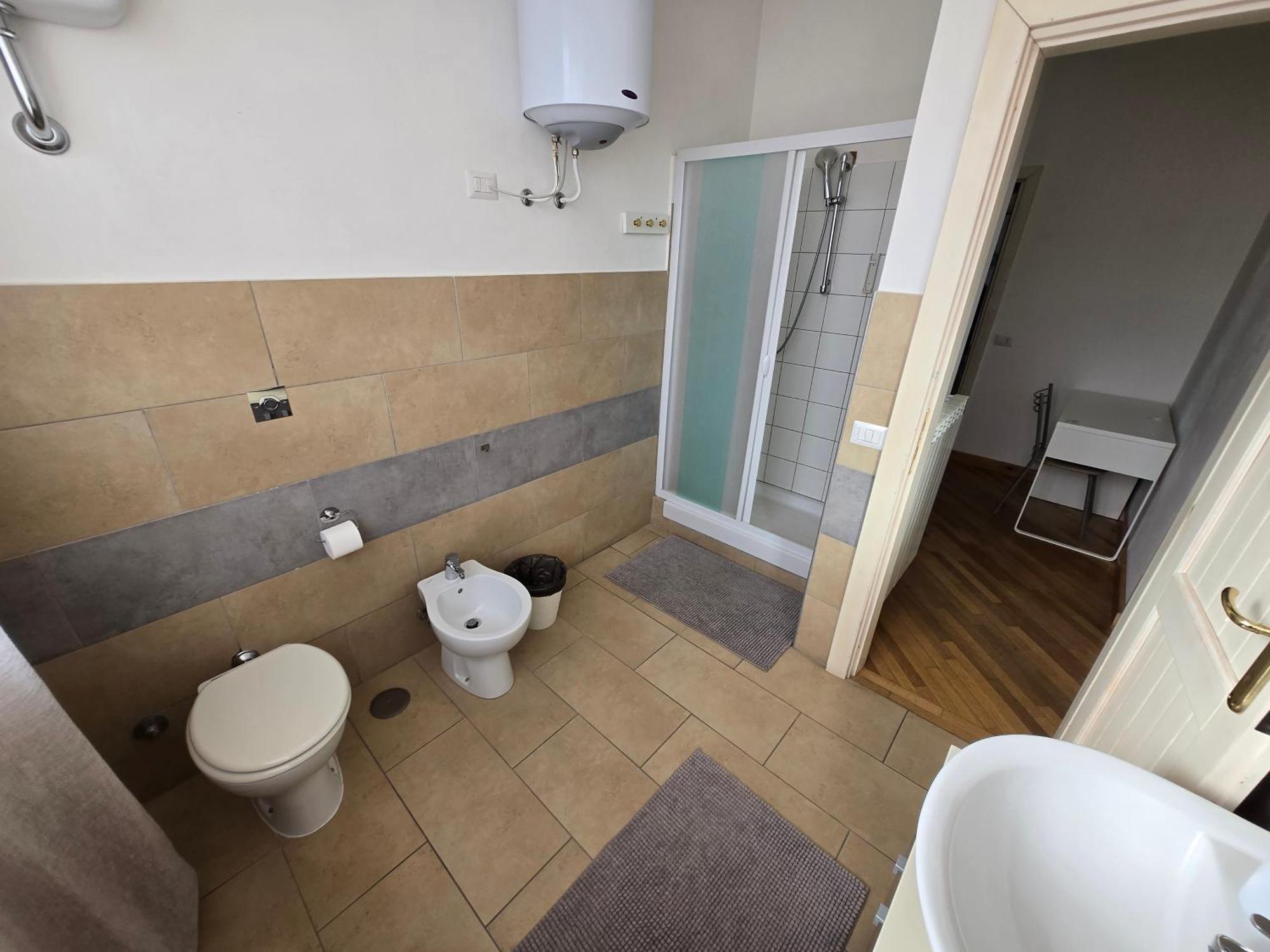 B&B Fr House Affittacamere 콜레페로 외부 사진