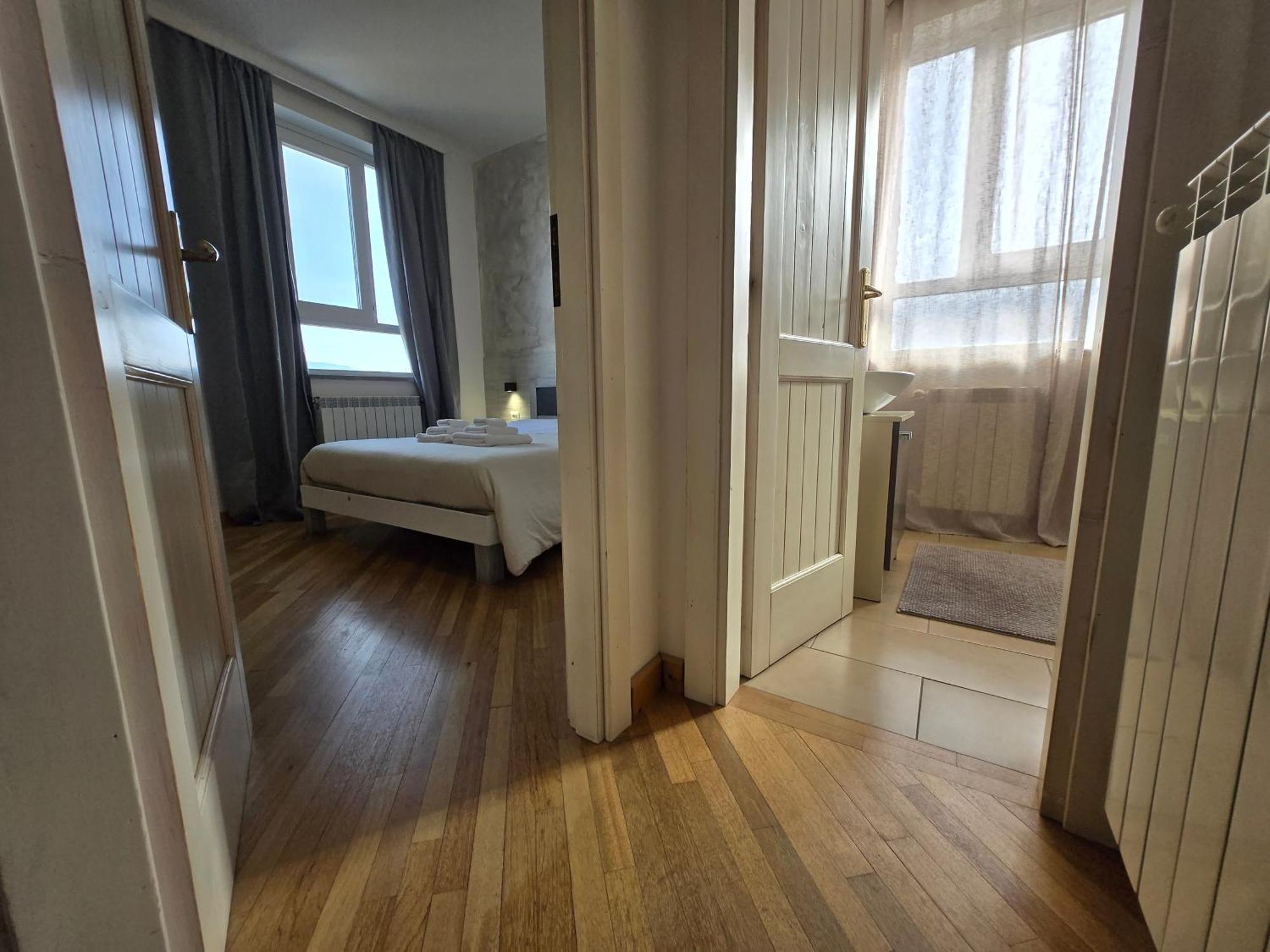 B&B Fr House Affittacamere 콜레페로 외부 사진