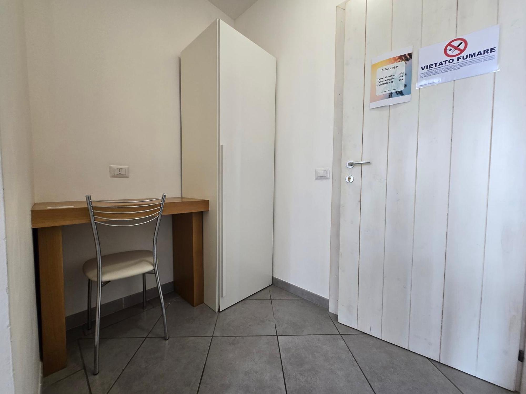 B&B Fr House Affittacamere 콜레페로 외부 사진